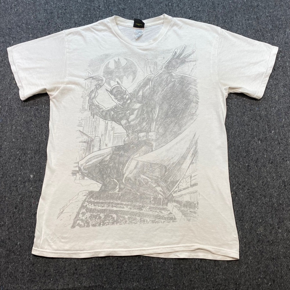 Batman DC Comics Mens L White Sketch Graphic Tee Gotham City Short Sleeve Shirt